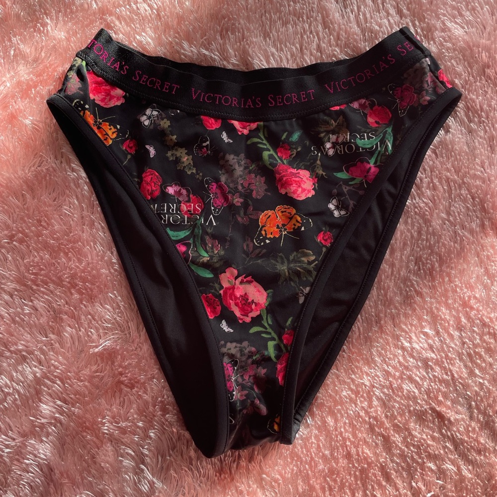 NWOT | VICTORIA’S SECRET HIGH WAIST BIKINI BOTTOM 💋